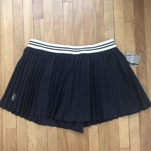 Free People pleated black shorts